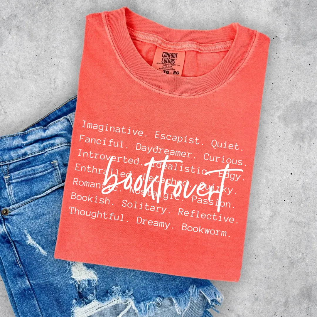 Booktrovert tee