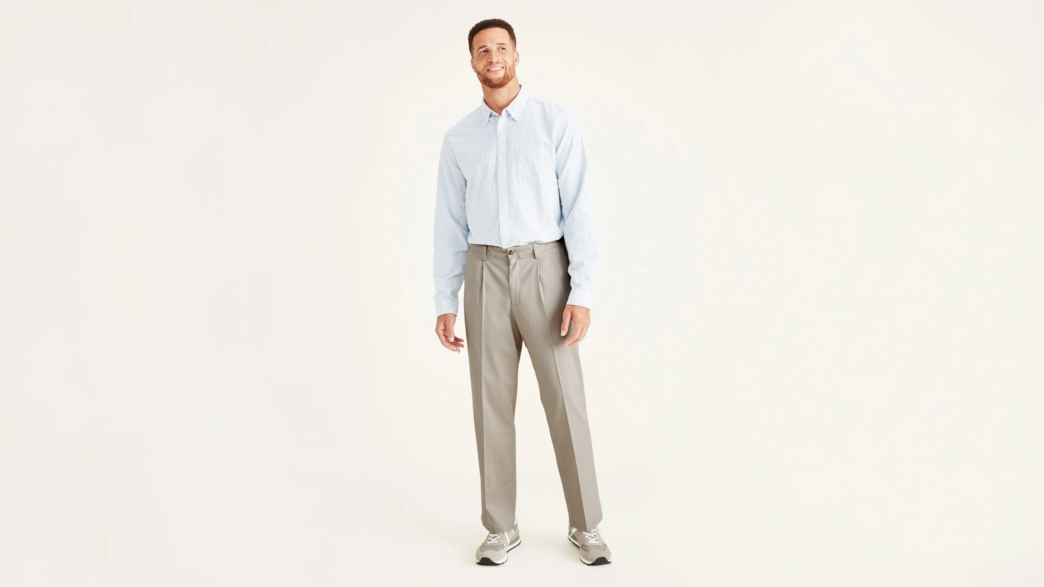 Easy Khakis, Pleated, Classic Fit (Big and Tall)
