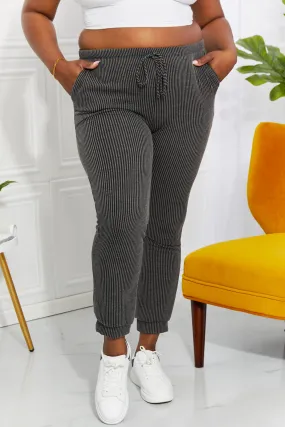 EASY LIVING RIBBED JOGGER