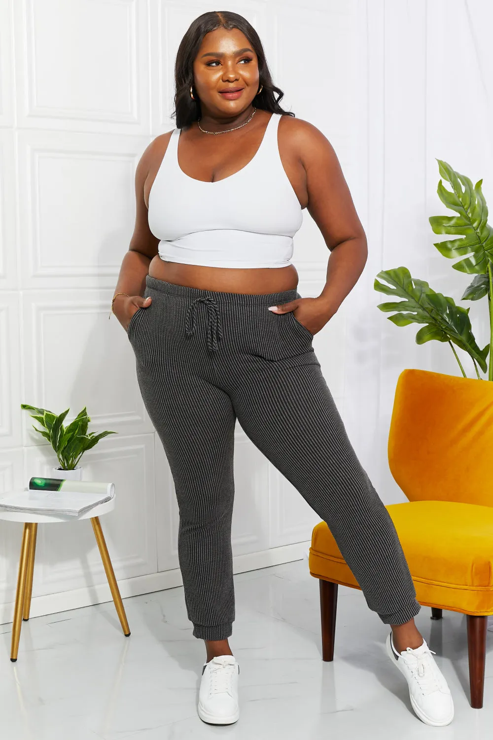 EASY LIVING RIBBED JOGGER
