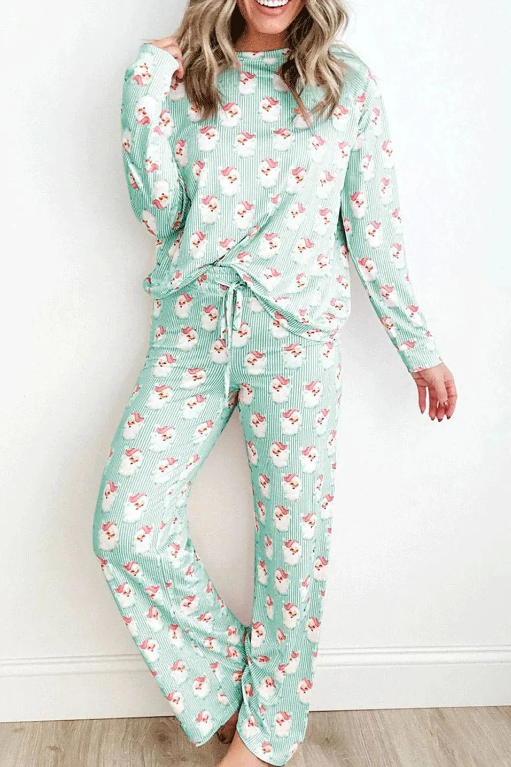 Festive Santa Print Lounge Set for Women