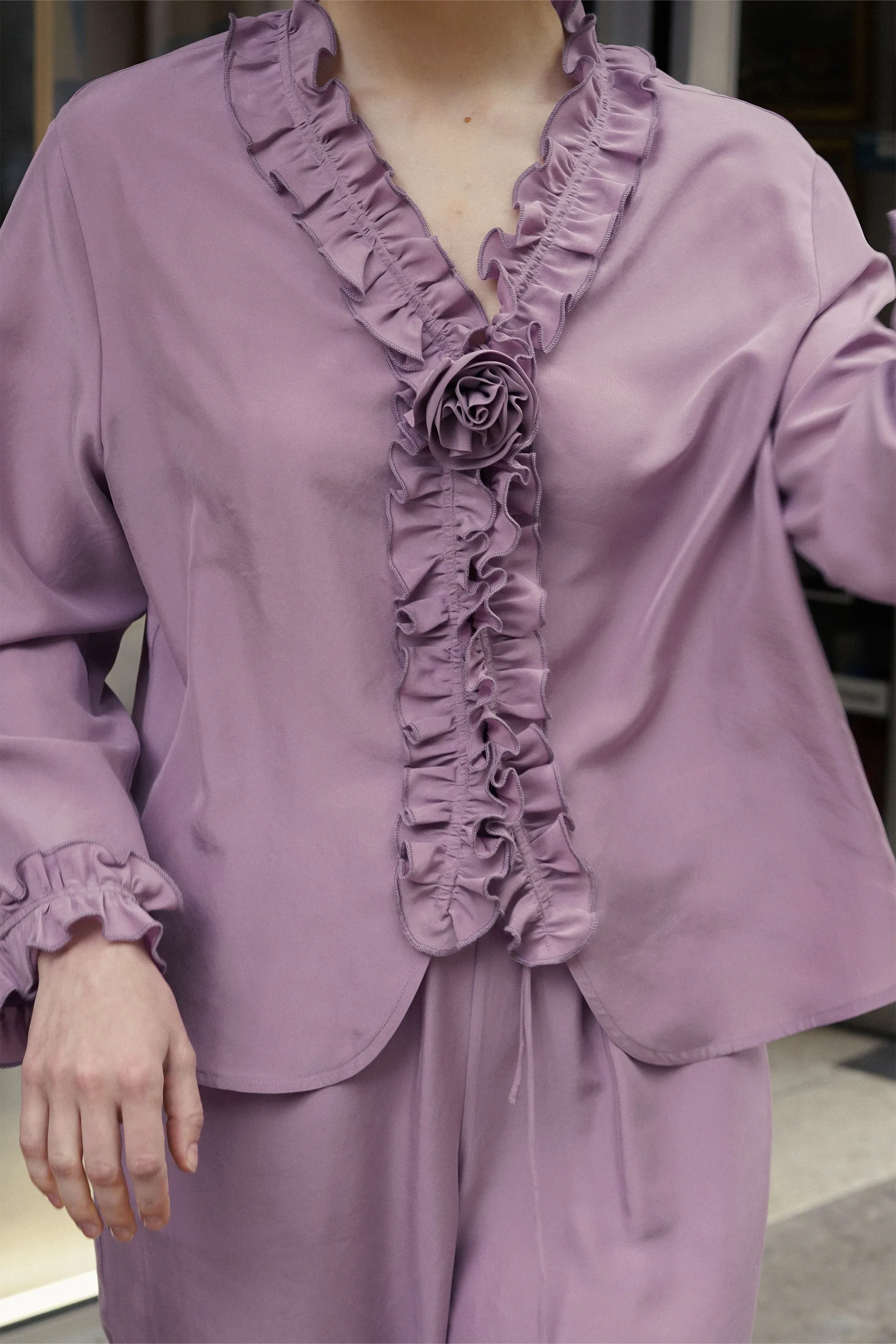 Holiday in Arles | Sandwashed Matte Silk Lace Long Pajama Set - Lavender