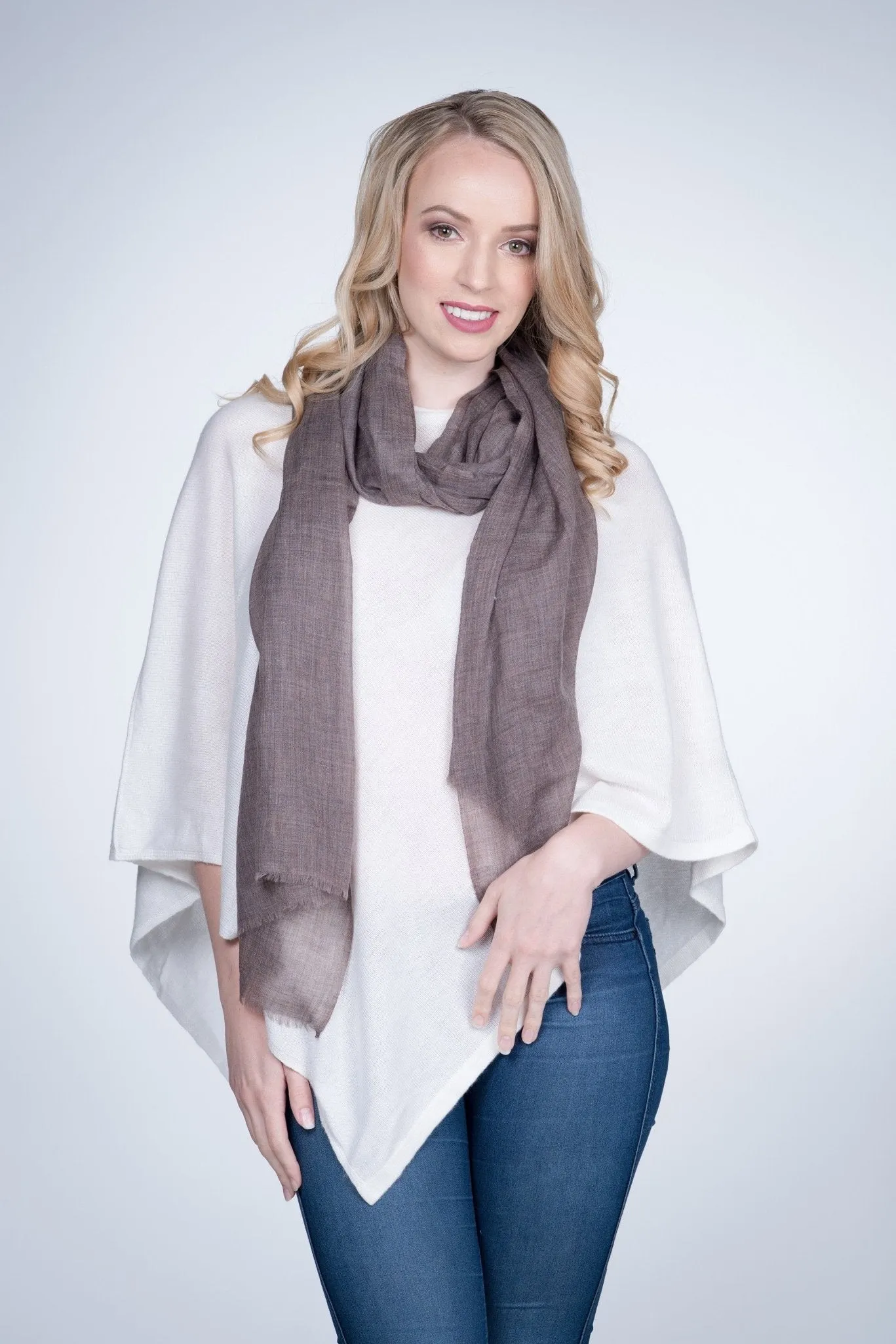 Nine Yaks Fine Cashmere Stole