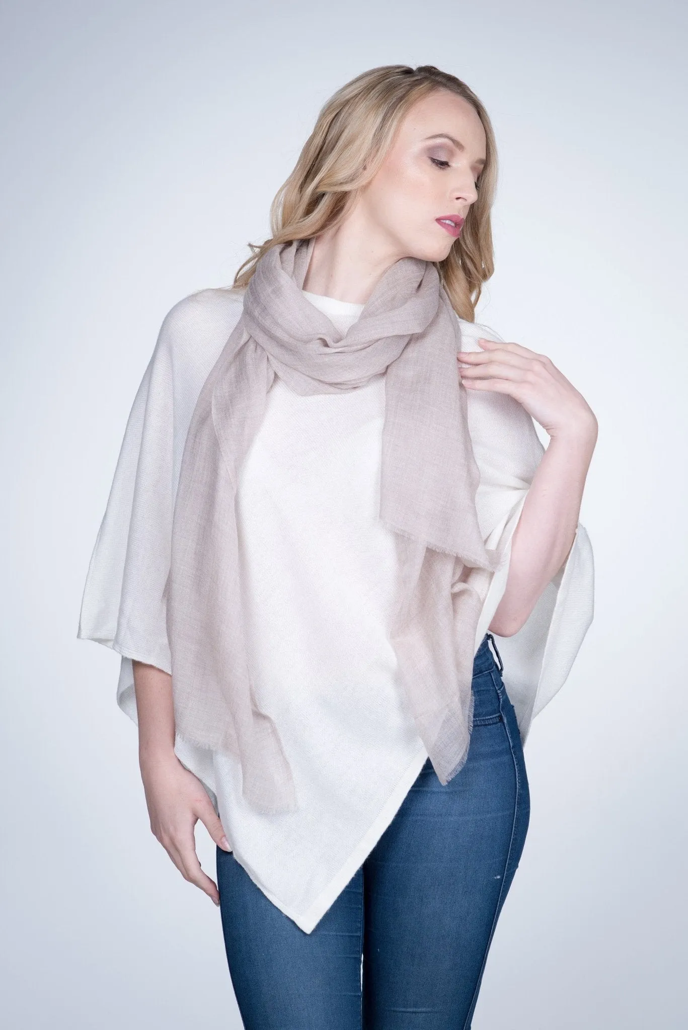 Nine Yaks Fine Cashmere Stole