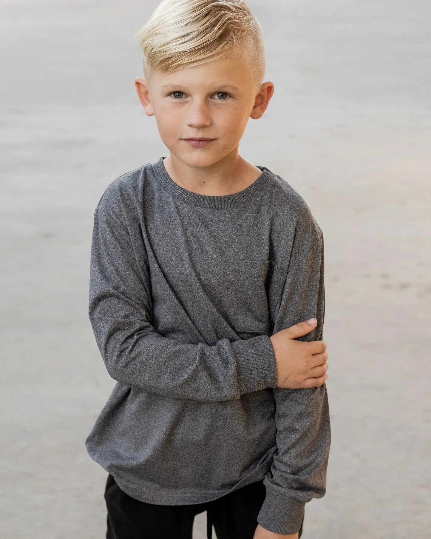 Rylee   Cru PLAY X PLAY Leudcadia Tech LS Tee | charcoal