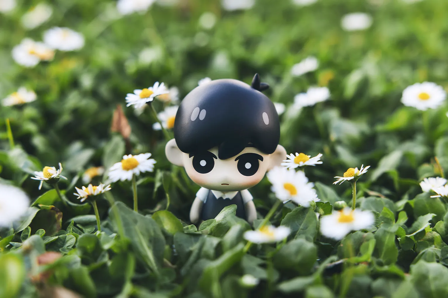 SUNNY Vinyl Figure