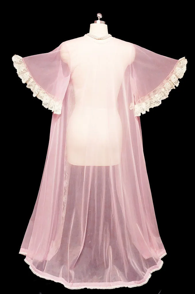 *VINTAGE JENELLE OF CALIFORNIA SHEER NYLON TRICOT PEIGNOIR WITH LACE TRIMMED FULL CIRCLE SLEEVES IN PINK ANGEL