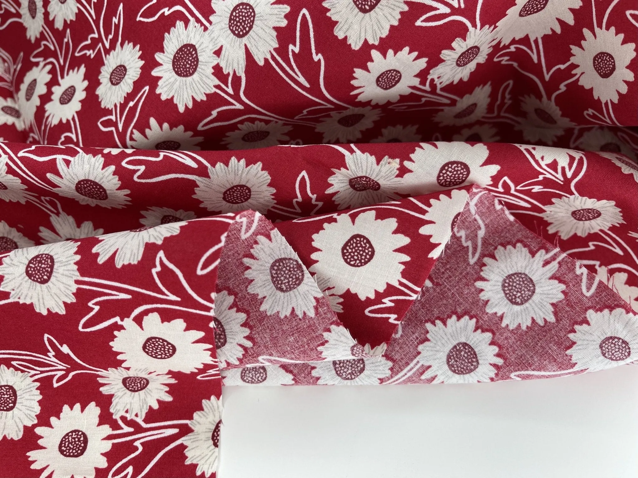 White Sunny Floral - Washed 100% Cotton Poplin  Reactive Print - 8037